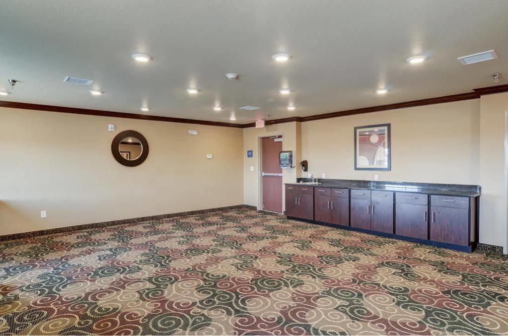 Cobblestone Inn & Suites - Lakin Zewnętrze zdjęcie