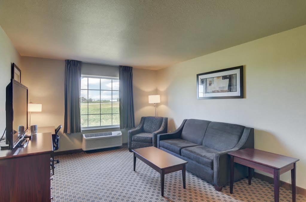Cobblestone Inn & Suites - Lakin Zewnętrze zdjęcie