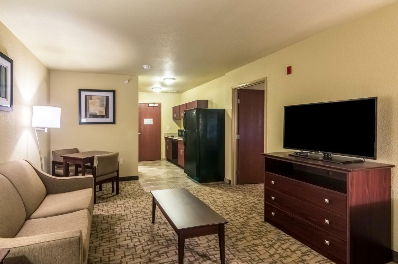 Cobblestone Inn & Suites - Lakin Zewnętrze zdjęcie